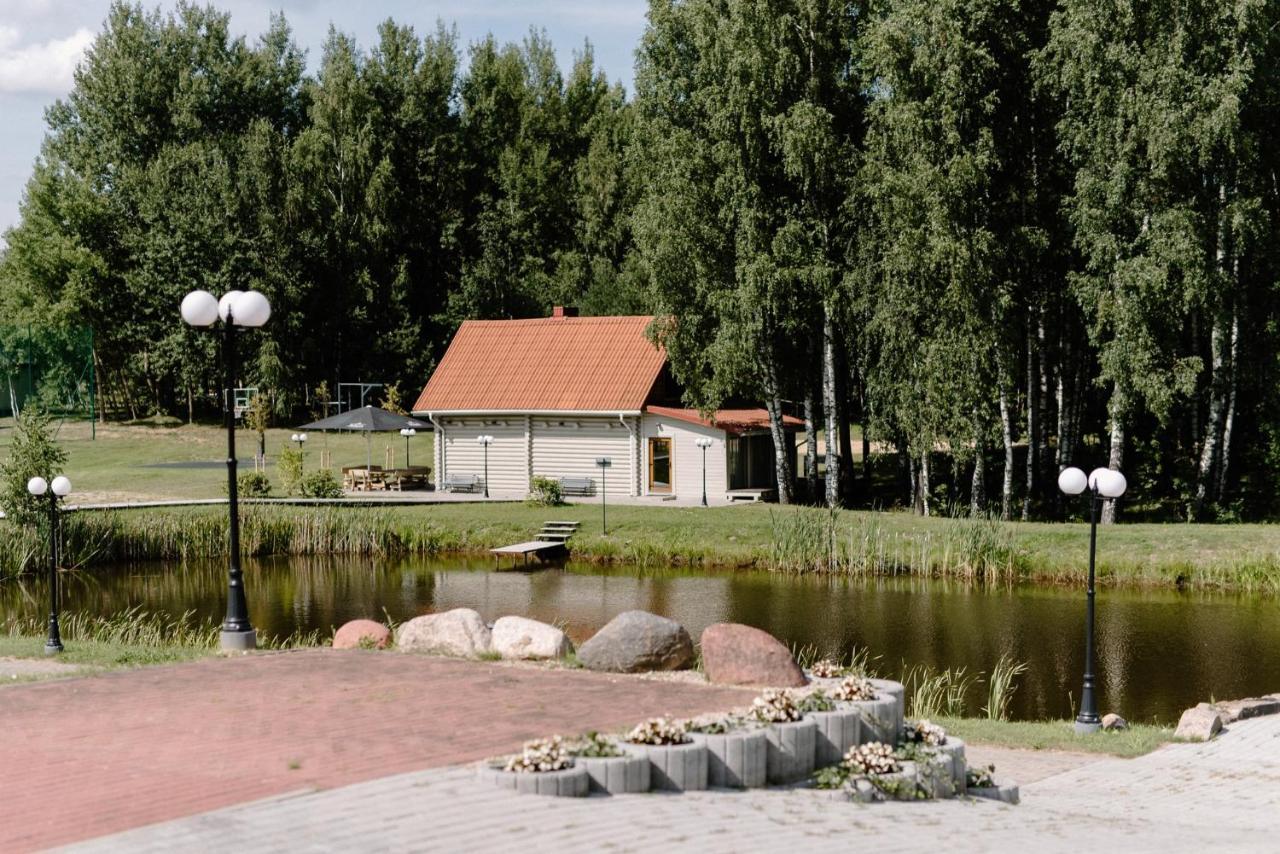 Green Town Vievis Exterior photo